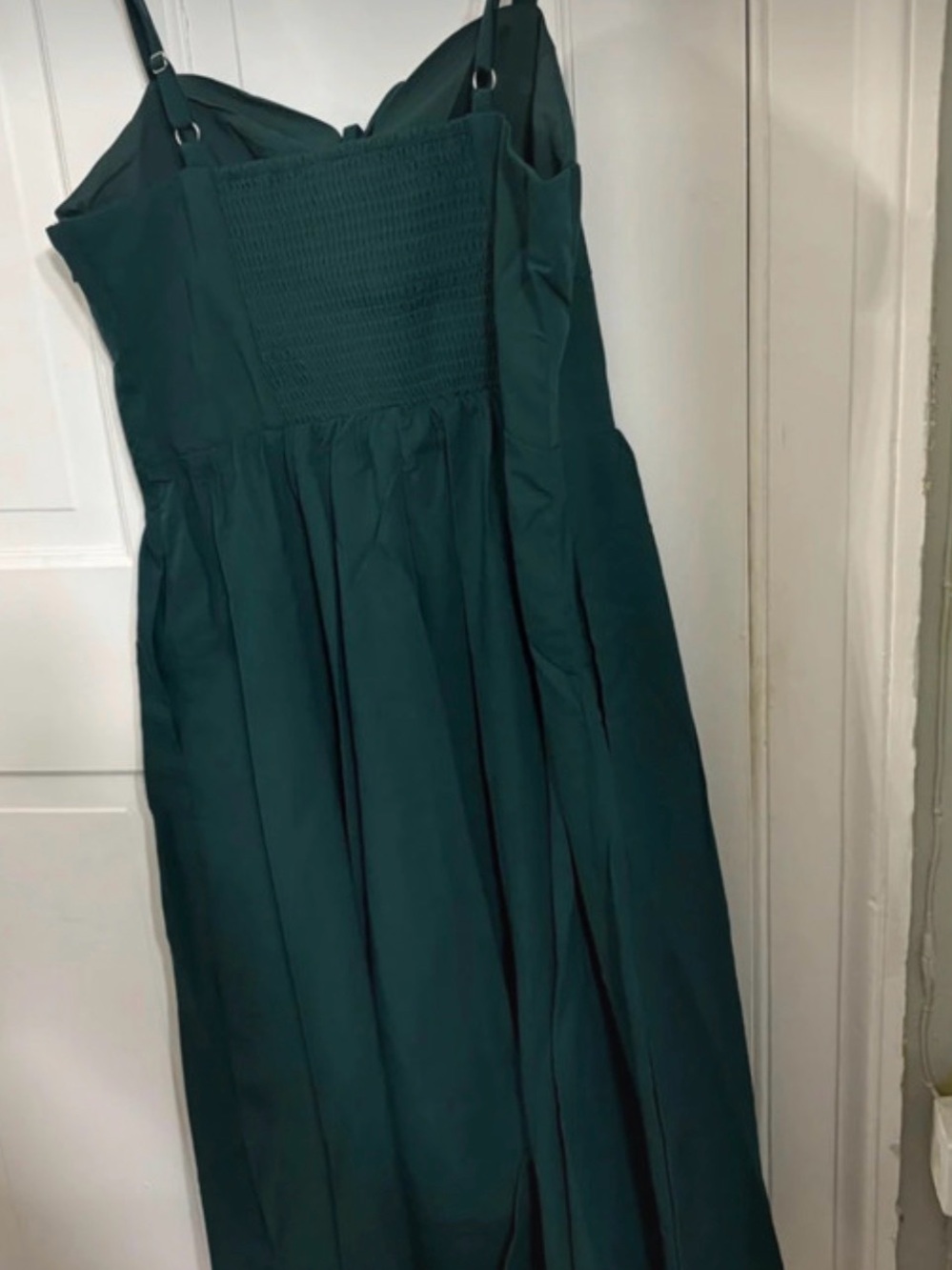 Scarlet Darkness Forest Green Maxi Dress with Sweetheart Neckline and Bow - Picture 6 of 9
